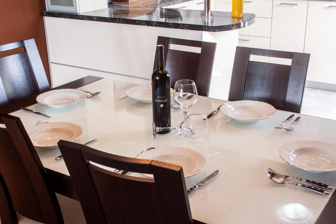 Apartment Juric Kaštel Novi Exteriér fotografie